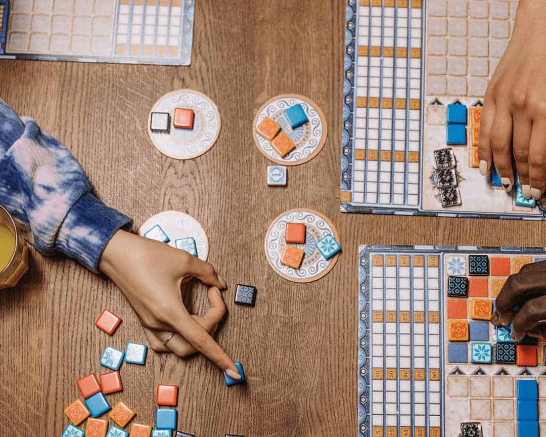 Abstract board game type